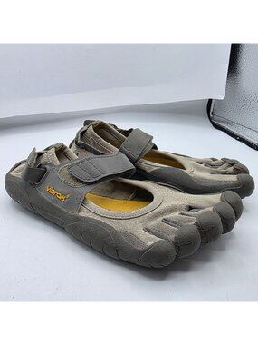 Vibram FiveFingers KSO Minimalist Toe Shoes Womens Size 37 Gray Lightweight